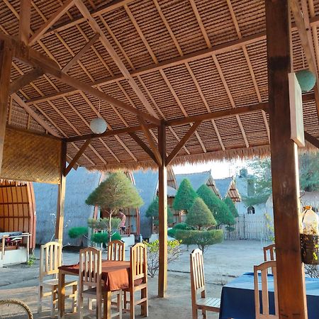 Sunset Beach Bungalow Gili Meno Εξωτερικό φωτογραφία