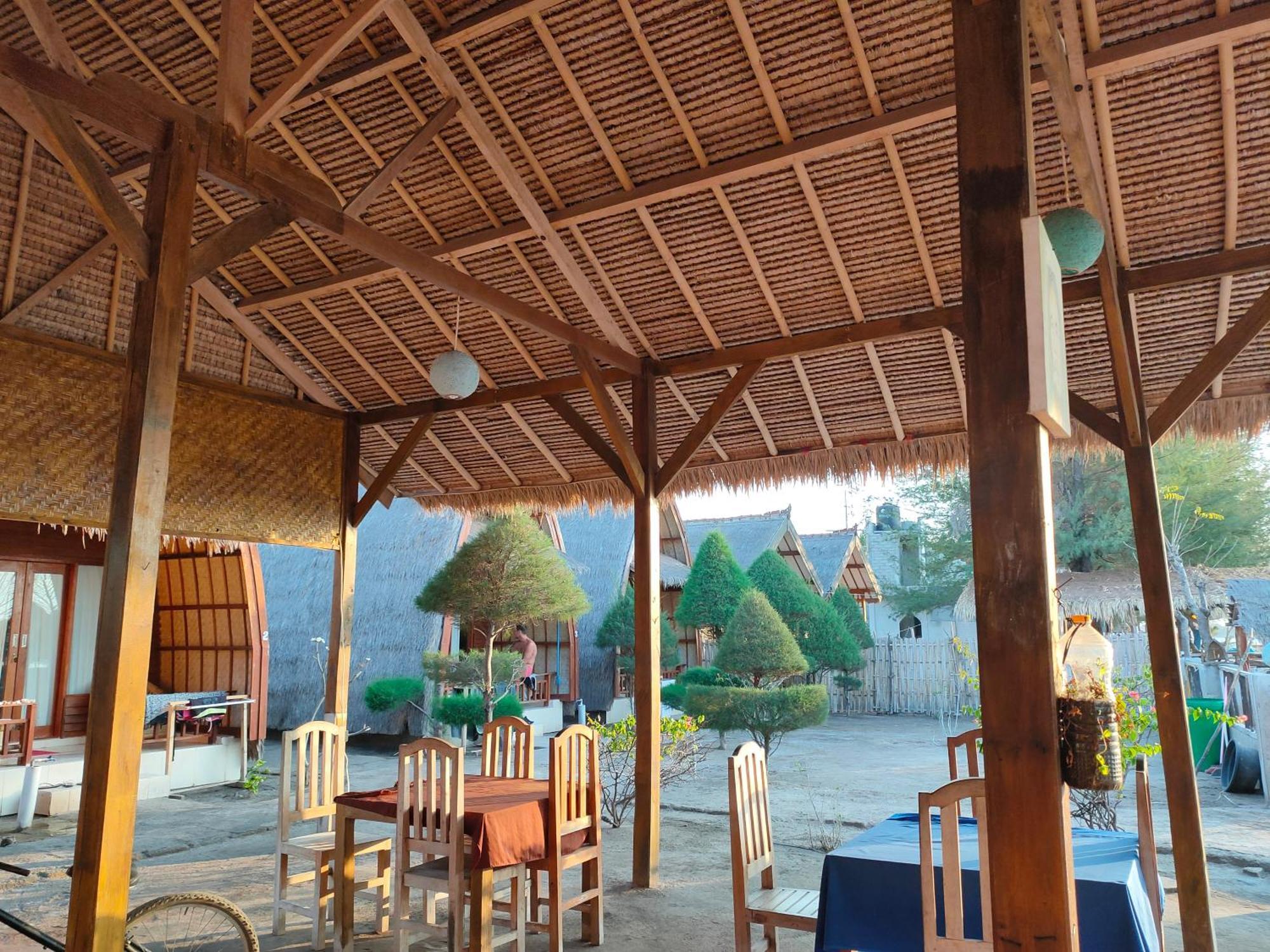 Sunset Beach Bungalow Gili Meno Εξωτερικό φωτογραφία
