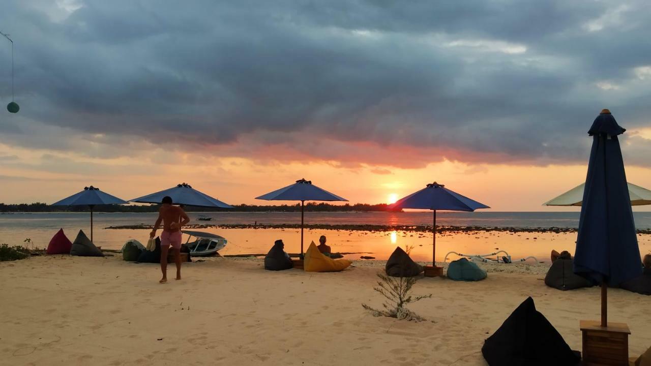 Sunset Beach Bungalow Gili Meno Εξωτερικό φωτογραφία