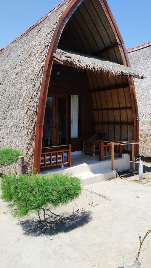 Sunset Beach Bungalow Gili Meno Εξωτερικό φωτογραφία