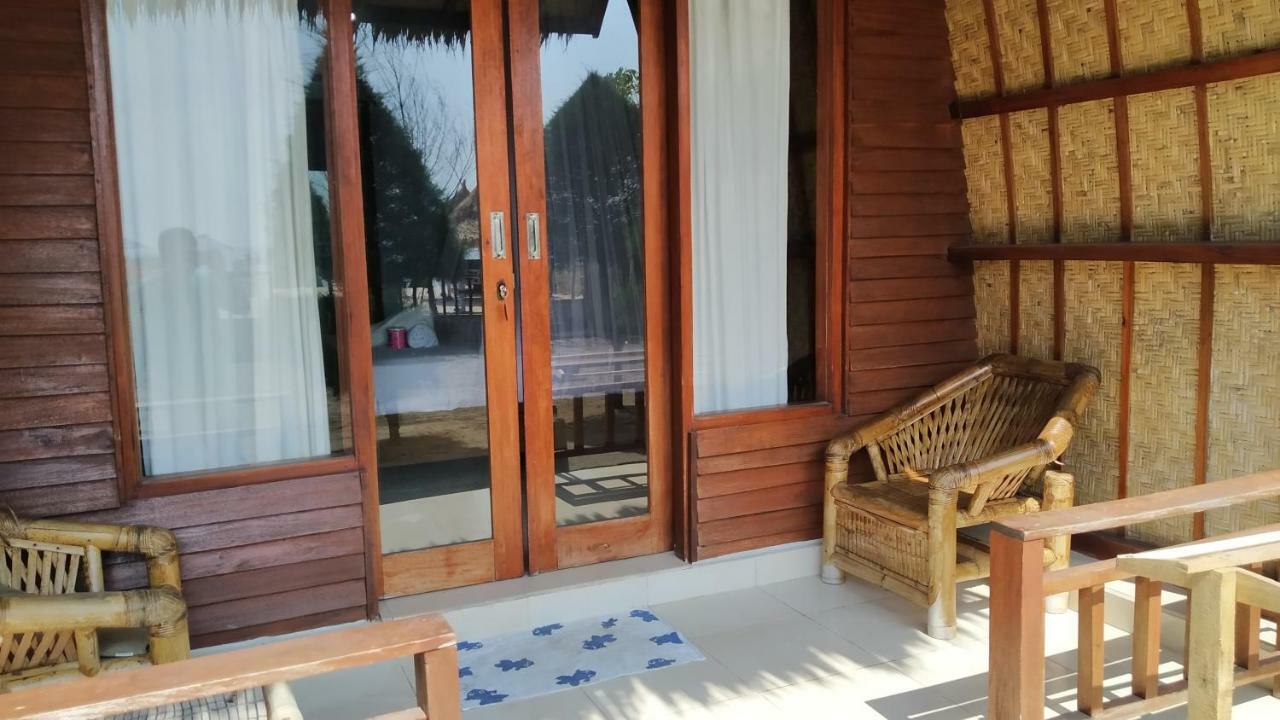 Sunset Beach Bungalow Gili Meno Εξωτερικό φωτογραφία