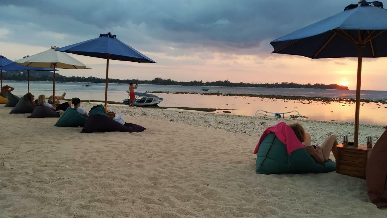 Sunset Beach Bungalow Gili Meno Εξωτερικό φωτογραφία